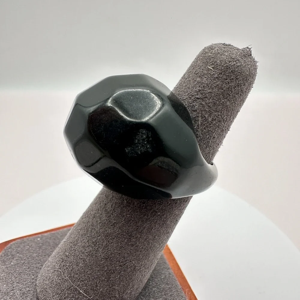 Vintage Y2K Black Lucite Faceted Chunky Dome Ring Classic Jewelry